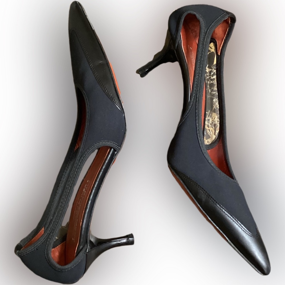 Donald Pliner couture kitten heel pointy stretchy leather wingtip black sz 7.5